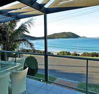 On the Beach  Fingal Bay - Accommodation Main Beach