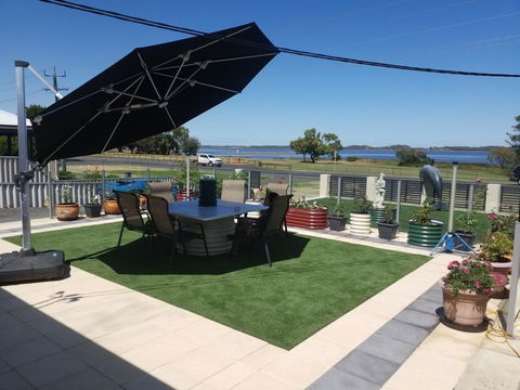 ON THE ESTUARY - Accommodation Main Beach 3