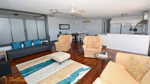 One Mile Ridge No.19 - Accommodation Main Beach 2