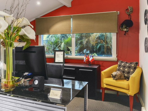 One Thornbury - Accommodation Main Beach 2
