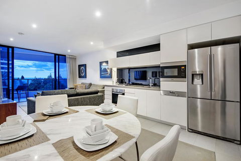 Oracle Broadbeach - Accommodation Main Beach 3