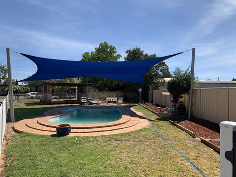 Orana Windmill Motel - Accommodation Main Beach 2