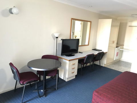 Orange Motor Lodge - Accommodation Main Beach 1