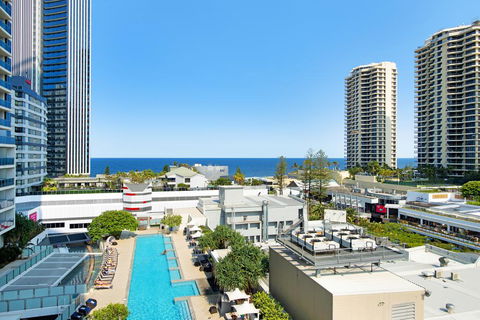 Orchid Residenses - Accommodation Main Beach 0