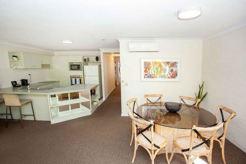 Osprey Apartments - Accommodation Main Beach 1