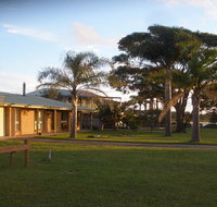 Ourimbah - across from the local rock pools - Accommodation Main Beach
