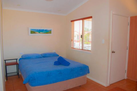 Outback Oasis Caravan Park - Accommodation Main Beach 2
