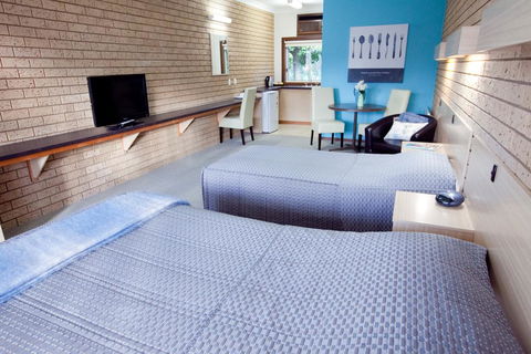 Ovens Valley Motor Inn - Accommodation Main Beach 2