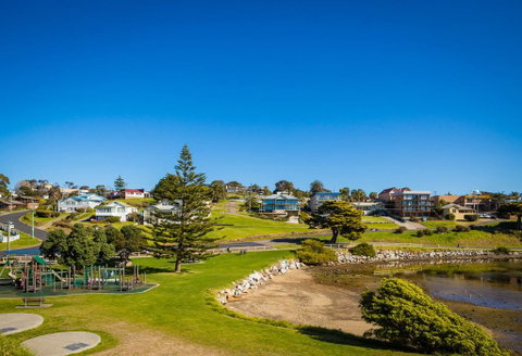 Pacific Pines Unit 5 - Accommodation Main Beach 2
