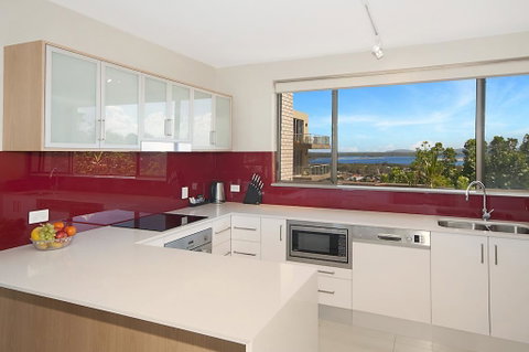 Pacific Tower Penthouse - Accommodation Main Beach 3