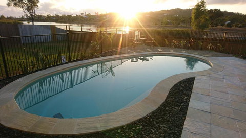 Palm Lakeside Holiday Home - Bowen, Whitsundays, Queensland - Accommodation Main Beach 0