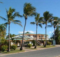Palm View Holiday Apartments - Accommodation Main Beach