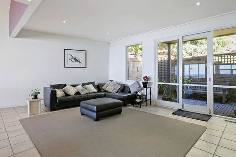 PANORAMA VIEWS - Spectacular Ocean Views - Accommodation Main Beach 1