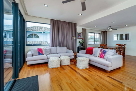 Panoramic Views From Private Roof Top Deck - Accommodation Main Beach 3