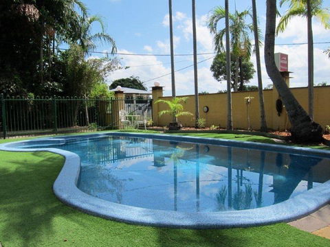Paravista Motel - Accommodation Main Beach 0