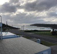Peaceful Relaxing with Amazing Water Views - Accommodation Main Beach