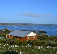 Pelican Lagoon Cabin - Accommodation Main Beach
