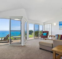 Penguin Head Retreat - fabulous views - Accommodation Main Beach