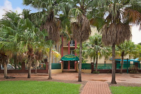 Peninsular Apartments - Accommodation Main Beach 0