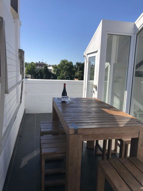 Penthouse Bendigo - Accommodation Main Beach 1