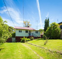 Pet Friendly Beach Cottage  Ballingalla - Accommodation Main Beach