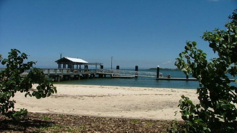 Pet Friendly Lowset Home With Room For A Boat, Wattle Ave, Bongaree - Accommodation Main Beach 2