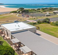 Peterborough House Motel - Accommodation Main Beach