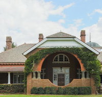 Petersons Armidale Winery and Guesthouse - Accommodation Main Beach