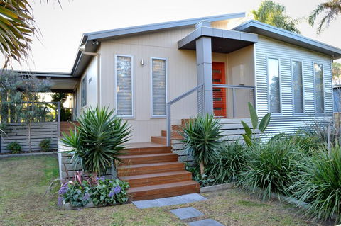 Pier One @ Eastern Beach - Accommodation Main Beach 0