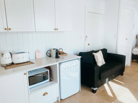 Pineapple Studio Byron Bay - Accommodation Main Beach 2