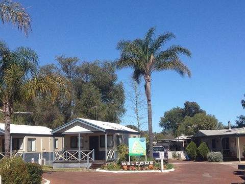 Pinjarra Caravan Park And Cabins - Accommodation Main Beach 0