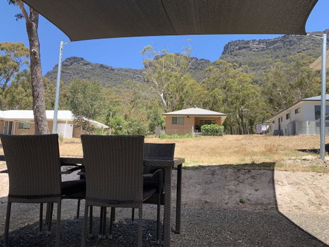 Pinnacle Views - Accommodation Main Beach 3