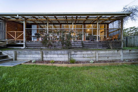 Platypus Waters B&B - Accommodation Main Beach 2