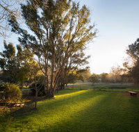 Pool House - Accommodation Main Beach
