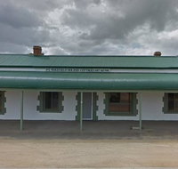 Port Wakefield Cottages - Accommodation Main Beach