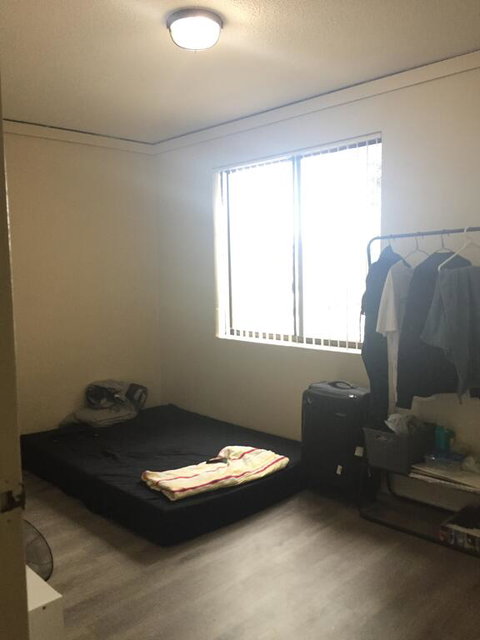 Private Room In Bankstown Unit For Rent - Accommodation Main Beach 1