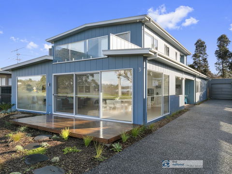 Pukeko Beach House, Rhyll - Accommodation Main Beach 0