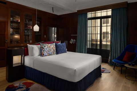 QT Sydney - Accommodation Main Beach 2