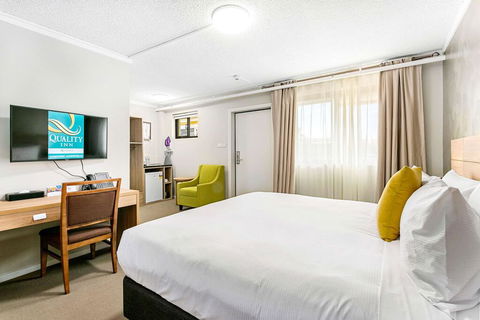 Quality Inn Sunshine Haberfield - Accommodation Main Beach 0
