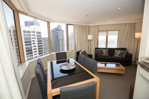Quay West 2108 - Accommodation Main Beach 2