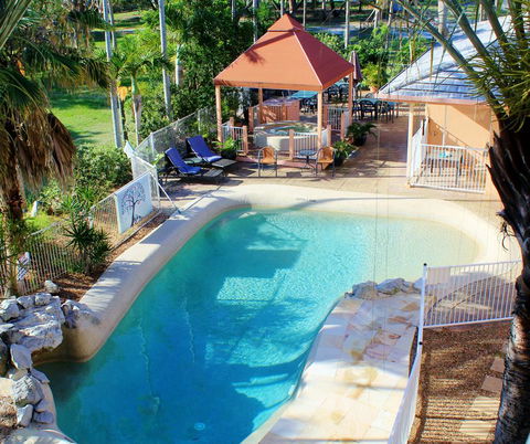 Rainbow Sands Resort - Accommodation Main Beach 2