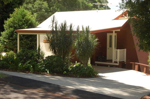 Ravensbourne Escape- Kookaburra Kottage - Accommodation Main Beach 3