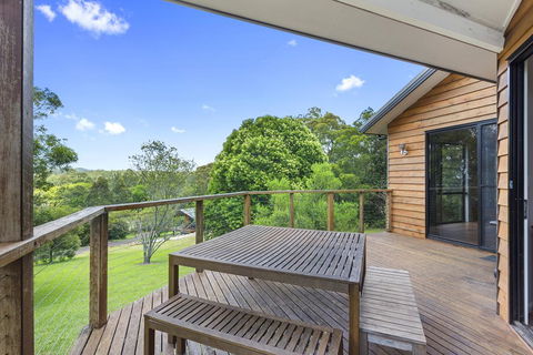 Ravensbourne Escape- Rose Alyce - Accommodation Main Beach 3