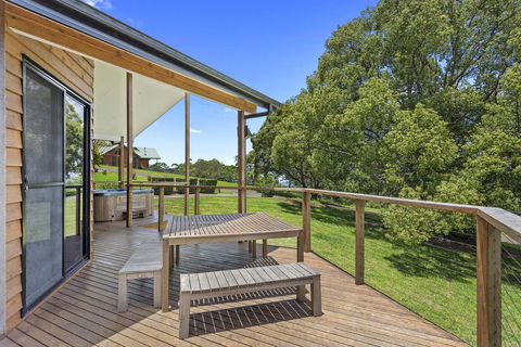 Ravensbourne Escape- Rose Alyce - Accommodation Main Beach 2