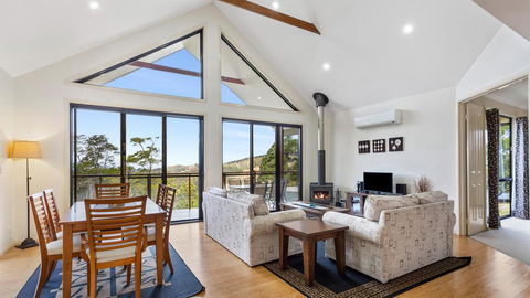 Ravensbourne Escape- Stella Luna - Accommodation Main Beach 2