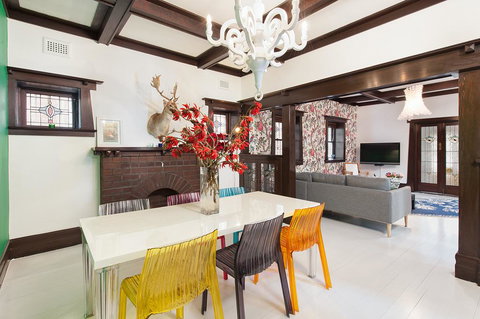 Ravenswood - Luxurious, Spacious 4 Br, Walk To Clovelly Beach - Accommodation Main Beach 0