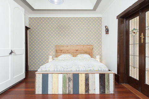Ravenswood - Luxurious, Spacious 4 Br, Walk To Clovelly Beach - Accommodation Main Beach 1