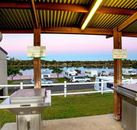 Reflections Holiday Parks Shaws Bay - Accommodation Main Beach