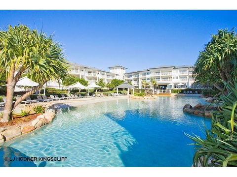 RESORT ON THE BEACH 4118/19 - Accommodation Main Beach 3