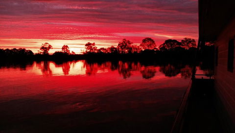 Rivershack Pet Friendly - Accommodation Main Beach 3